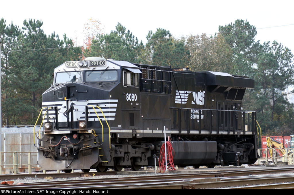 NS 8080